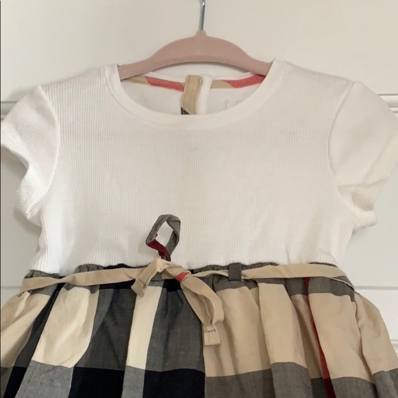 🖤LITTLE GIRLS BURBERRY DRESS🖤 - Picture 2 of 4